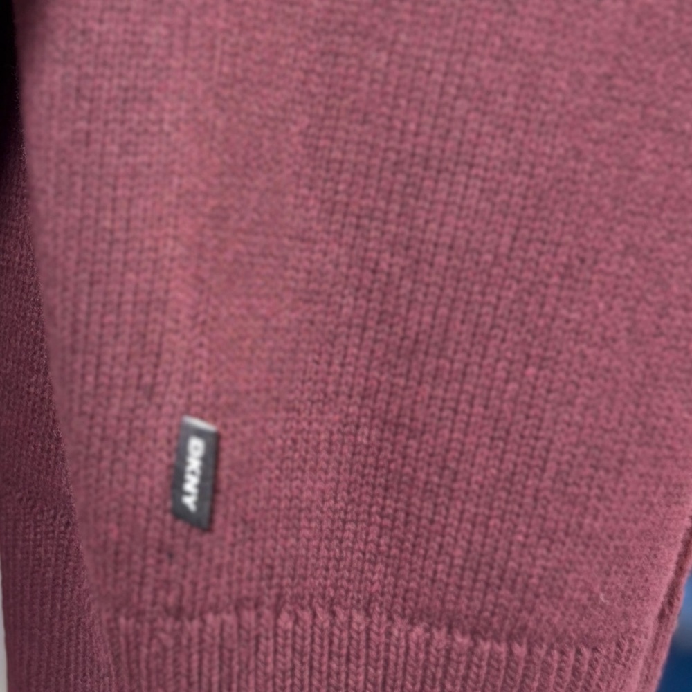 DKNY Men’s Wine Red Crewneck Sweater Size L – NWT – Logo Chest Stripe - Picture 8 of 15